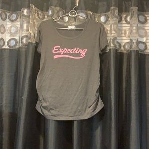 Maternity tee-(Kristin Nicole) ruched on sides